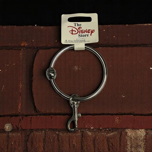 The Disney Store Snap Clasp Trigger Belt Clip On 3" Silver Ring Keychain Holder - Picture 1 of 5
